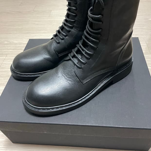 앤 드뮐미스터 블랙 로우 대니 앵클부츠 43사이즈