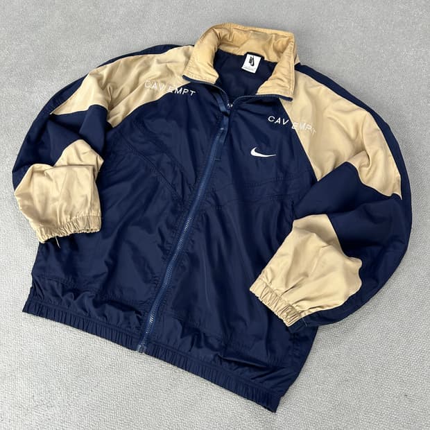 나이키cav empt  바람막이 