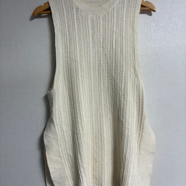 빔즈 니트 베스트