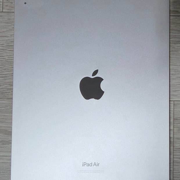 아이패드 에어5 + 애플펜슬 + 매직키보드