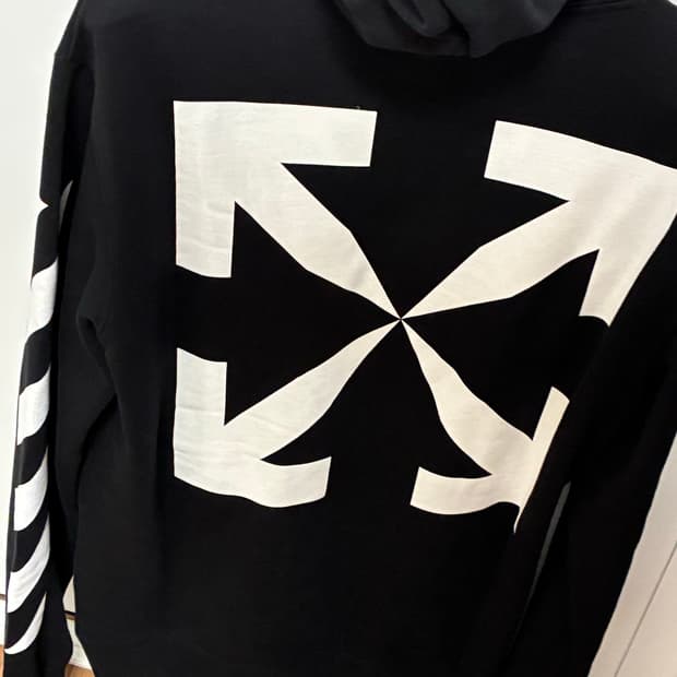 오프화이트 다이애그 후드티