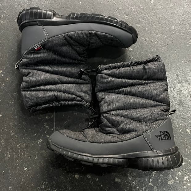 240 노스페이스 패딩부츠 