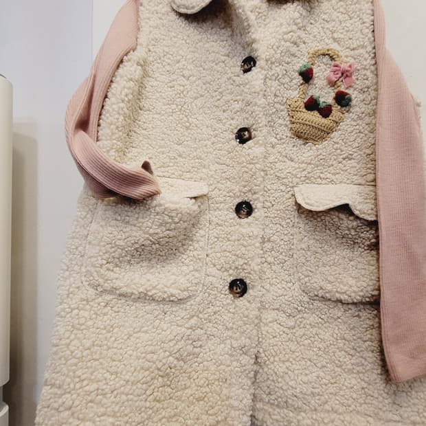 양털뽀글이 포켓 베스트. 유니클로 울100% 골지폴라