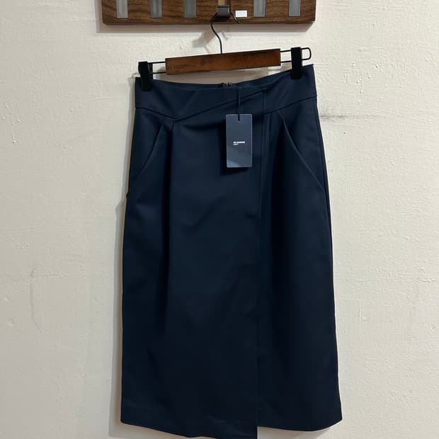 (deadstock) 질샌더 네이비 사선 미디 스커트