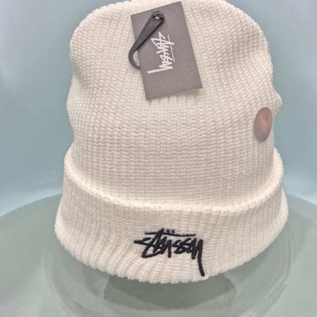 새상품 스투시 U.S.A 화이트 비니 남녀공용 프리사이즈