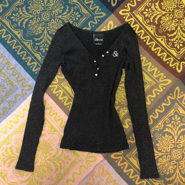 P&D glitter henley top