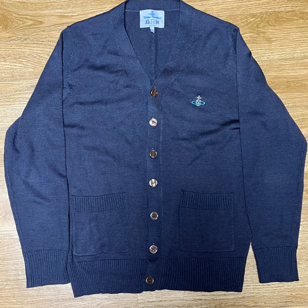 비비안웨스트우드 가디건