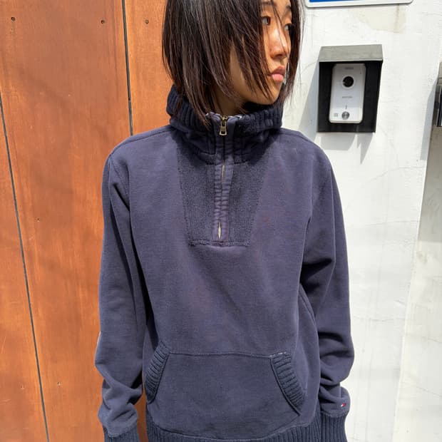 Tommy Hilfiger 엘보 패치 하프집업 후드 니트