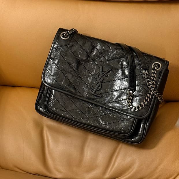 생로랑 니키백 미디움