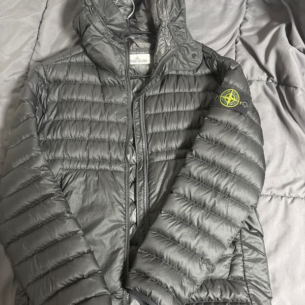 스톤아일랜드 패딩