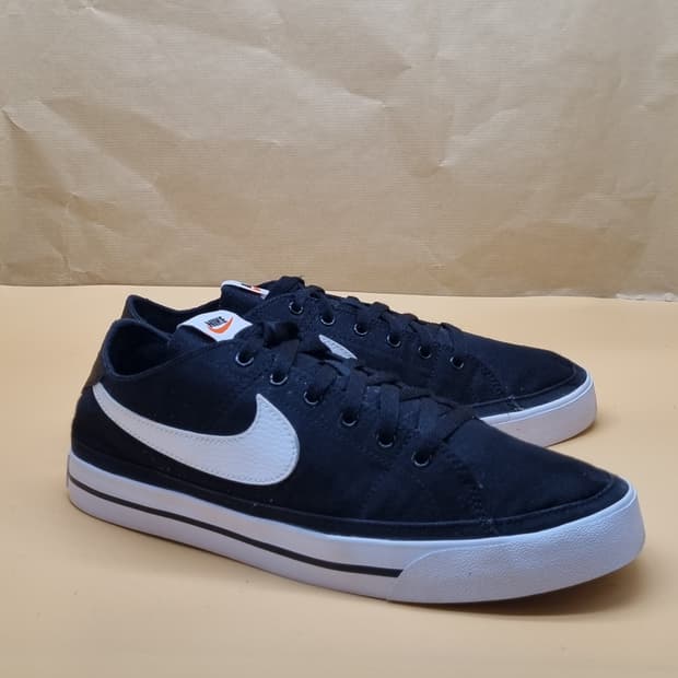 나이키 코트레거시 캔버스 스니커즈280