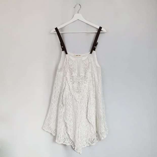 673. lace saddle strap dress