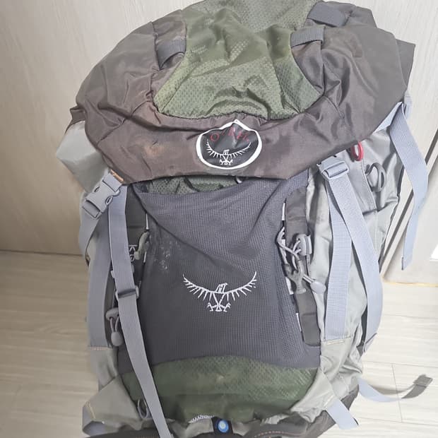 오스프리 정품 캐스트럴 58리터 등산배낭 팝니다