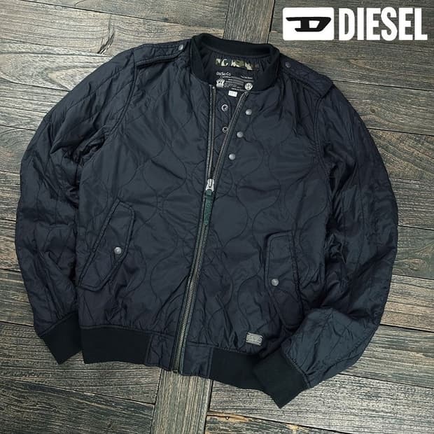 [디젤] 슬림핏 퀄팅 봄버 자켓 블랙 P01488