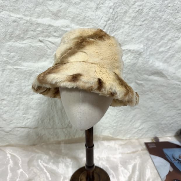 빈티지 래오바드 래빗 토끼털 모자 버킷햇