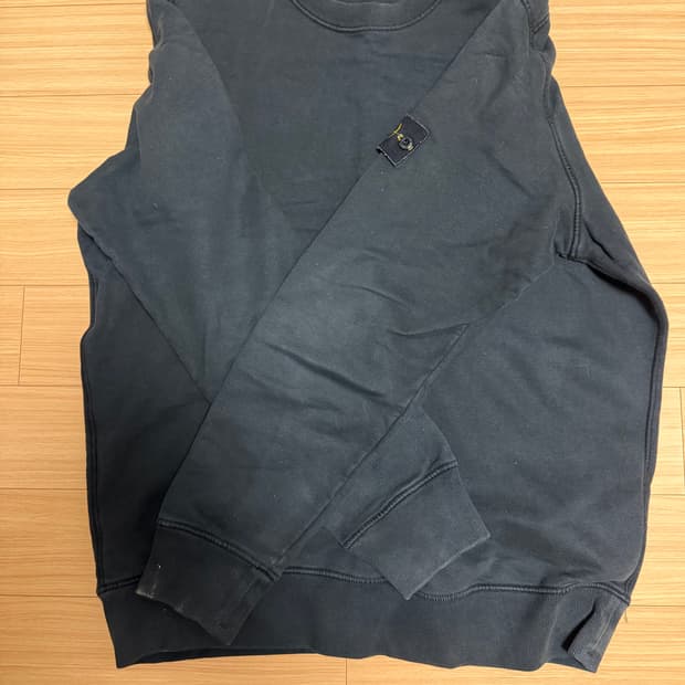 스톤 아일랜드 맨투맨 