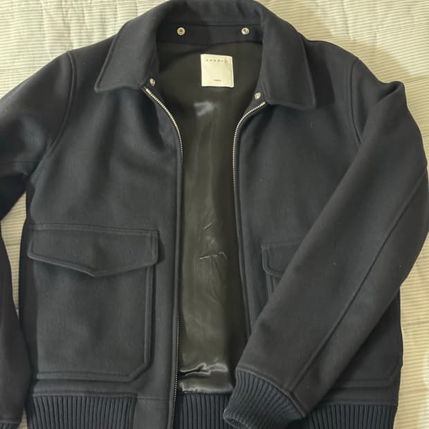 산드로 시어링 칼라 봄버 자켓