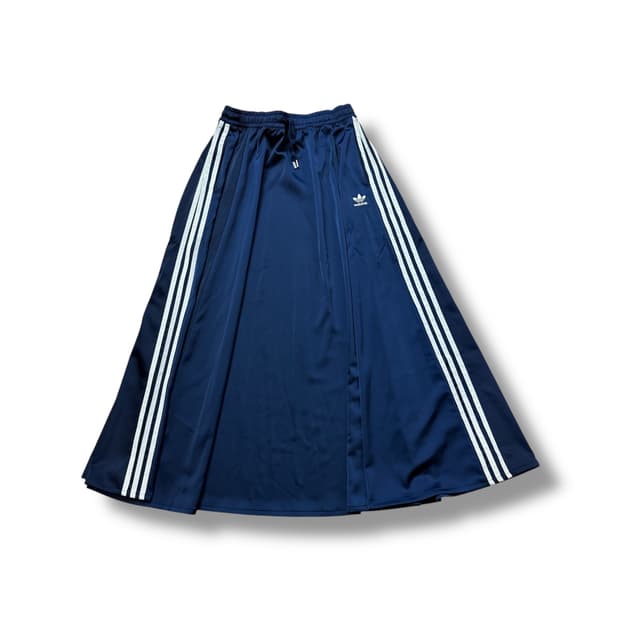 아디다스 SST 스커트 나이트 인디고 색상