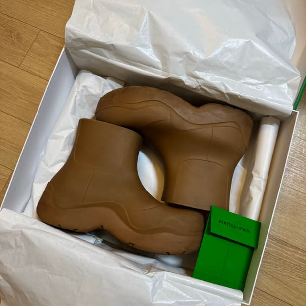 [41] 보테가베네타 러버밴드 퍼들부츠 레인부츠 판매합니다