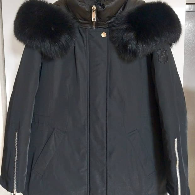 칼라거펠트 구스다운 폭스퍼 패딩