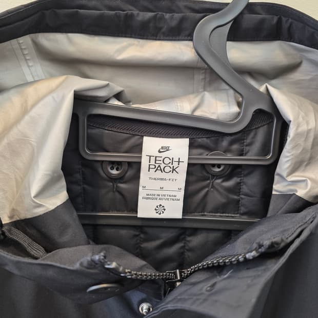 나이키 테크팩 고어텍스파카 스톰핏 ADV블랙 M