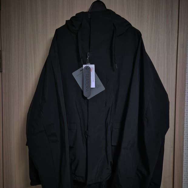 테아토라 수베니어 헌터 S/L 사이즈 3 (극미중고, 착샷 첨부)