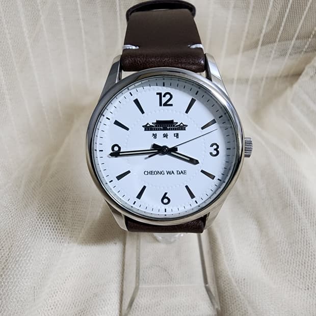 청와대 기념 시계 브라운 가죽 시계
