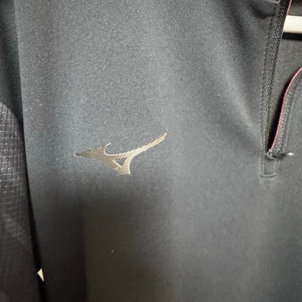 미즈노 모렐리아 집업