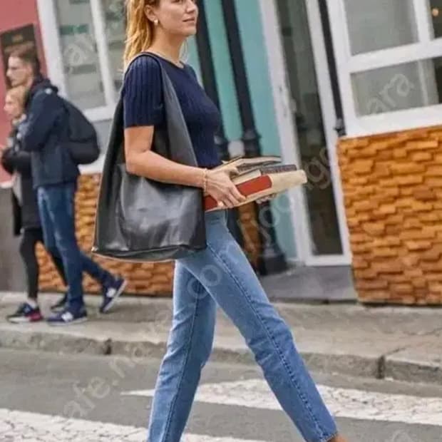 얼바닉30 마리아 니트