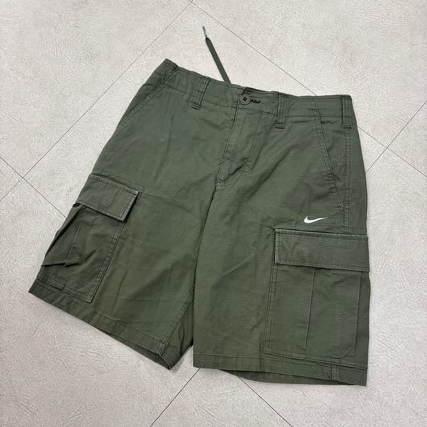 나이키 SB 카키 카고 반바지