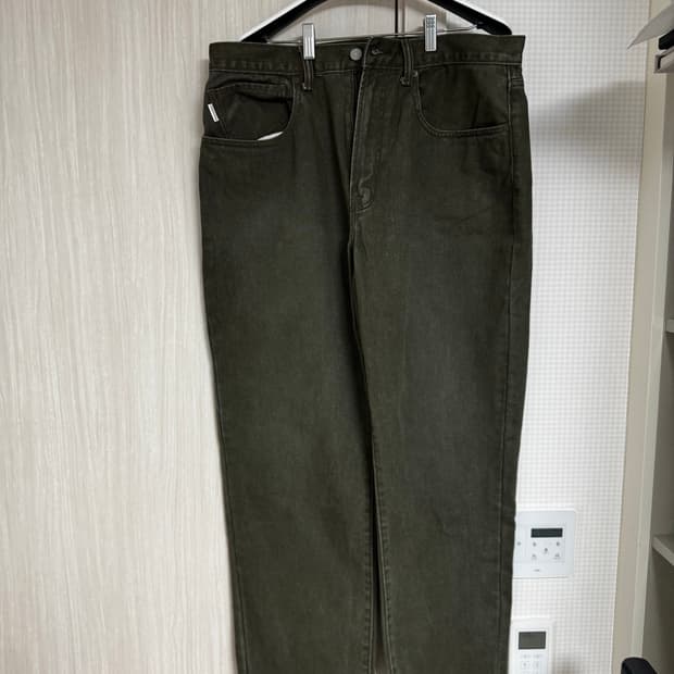 [XL] 디스이즈네버댓 클래식 핏 진 올리브