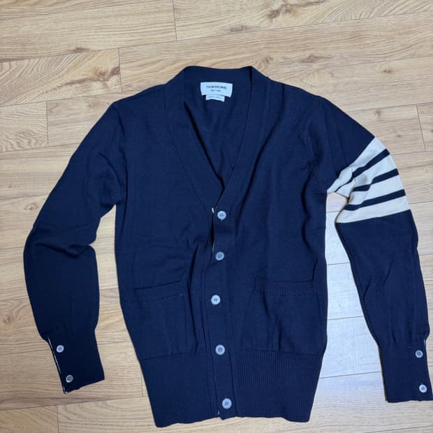 톰브라운 네이비 니트 가디건