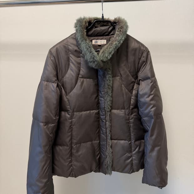 Centre court padding 