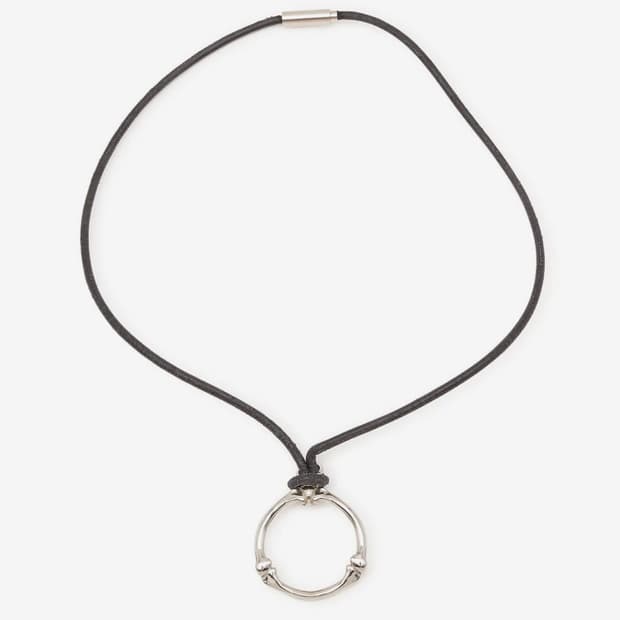 Soloist bone necklace