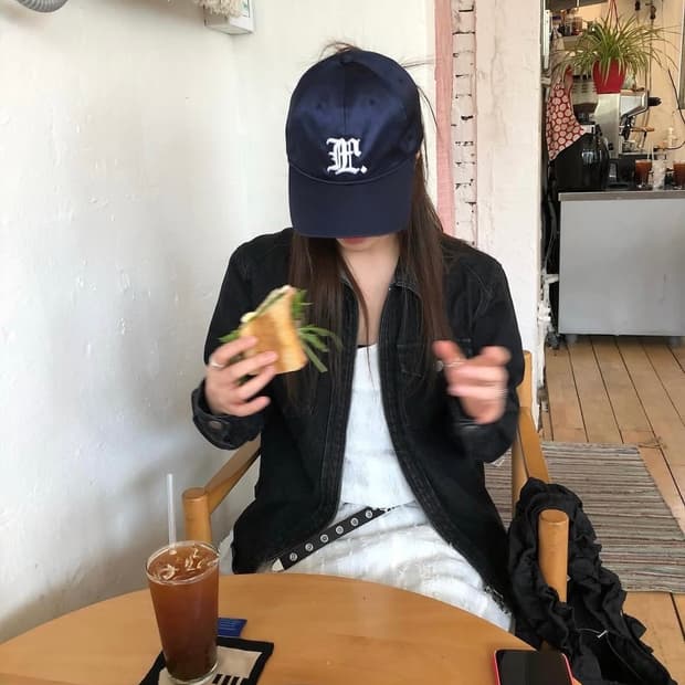 lmc 새틴 볼캡 네이비