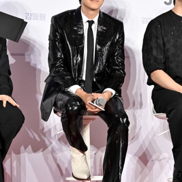 강동원 셀린느 런웨이 컬렉션 웨스턴 부츠 유일매물