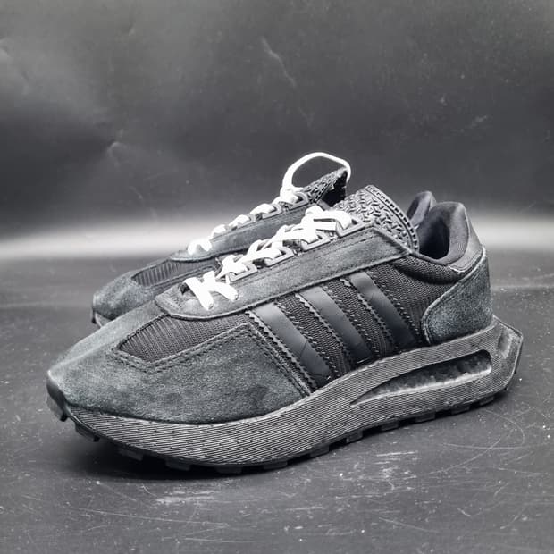 아디다스 레트로피 e0 스니커즈235