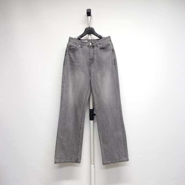 새 에잇세컨즈 하이웨스트 일자통핏 데님팬츠 66