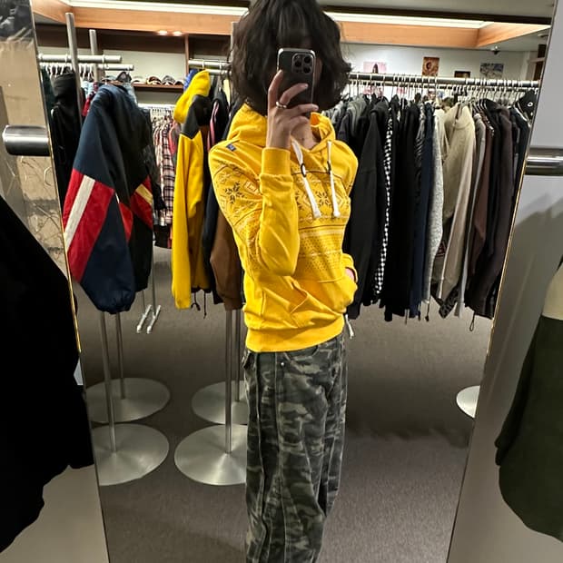 M)EVISU 빈티지 여성 패턴 옐로우 후디