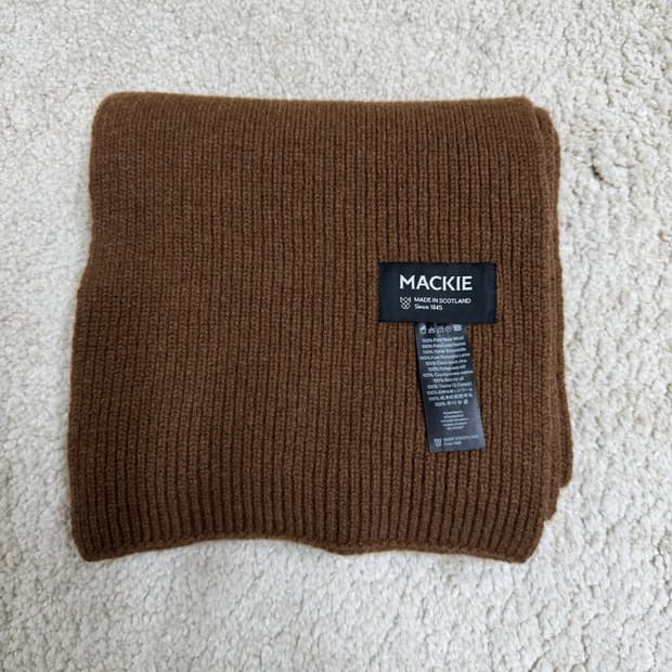 로버트 매키 Robert mackie  머플러