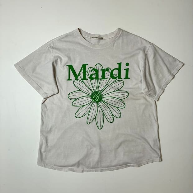 마르디메크르디 시그니처 플라워 프린트 반팔 티셔츠 PN9591
