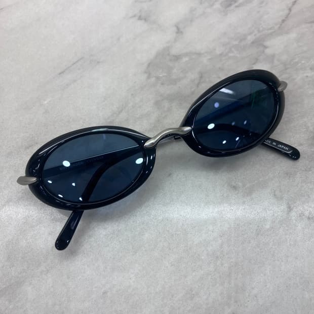 D10 보이런던 BOYLONDON 블랙 실버 빈티지 오벌 선글라스