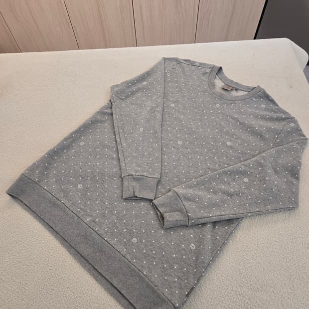 칼하트 C로고 땡땡이 맨투맨 티셔츠 XL