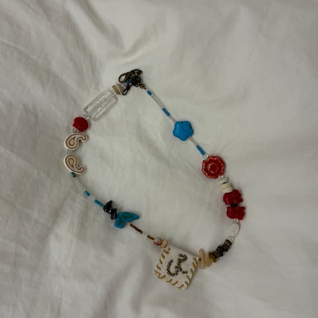 브람블 비즈 목걸이