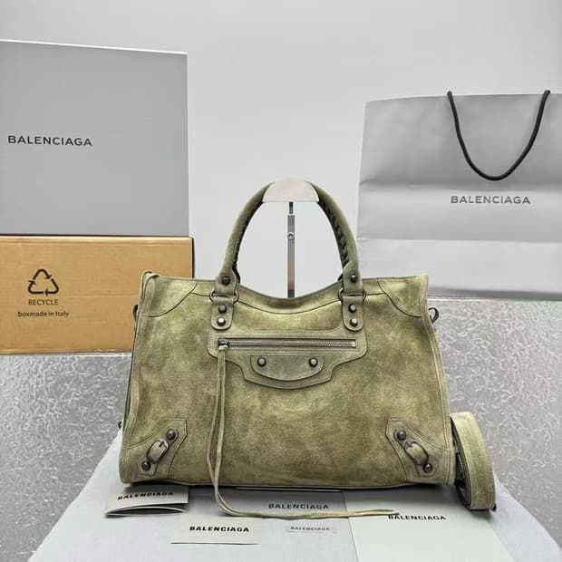 발렌시아가 시티백 모터백 올리브 컬러 정품