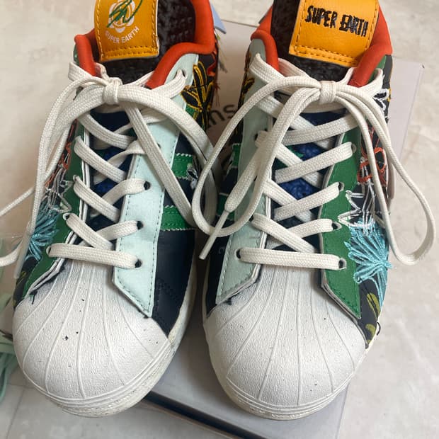 아디다스 션우더스푼 슈퍼스타 225