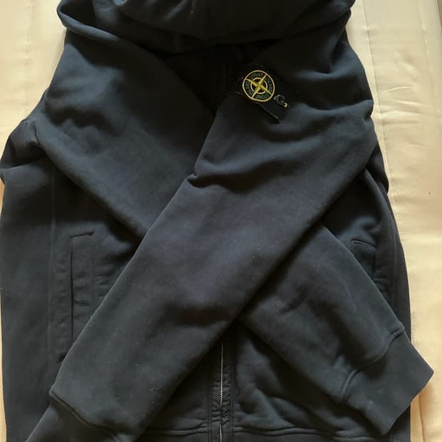 [L]24FW 스톤아일랜드 블랙 후드집업