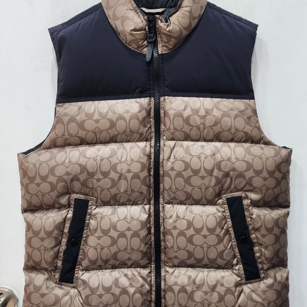 코치 시그니처 남성 패딩 조끼 라지