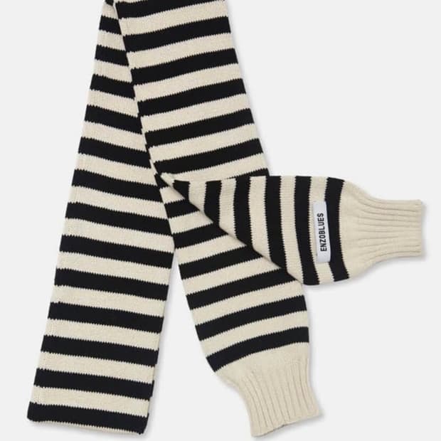 엔조블루스 머플러