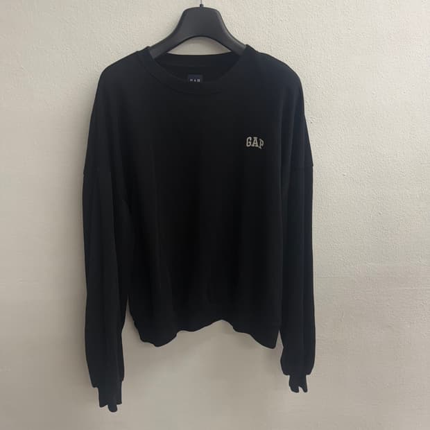 GAP 갭 블랙 맨투맨 티셔츠 (M)